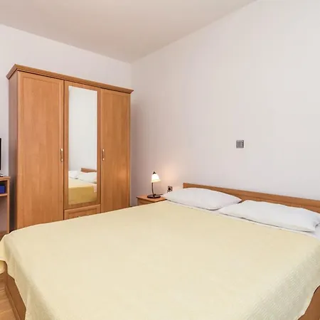 Apartment Elegant With Sea View *